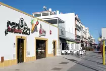 OLH�O (Concelho de Olh�o), 18.02.2020, ein Teil der touristischen Infrastruktur an der Avenida 5 de Outubro