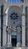 Das Hauptportal der Kathedrale von Porto (S� do Porto). (Januar 2017)