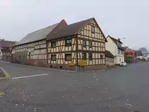 Gelnhaar, Fachwerkh�user in der Weningser Stra�e (30.10.2021)