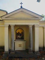 Ein Schrein im Schlosspark von Wilanw. (Warschau, August 2015)