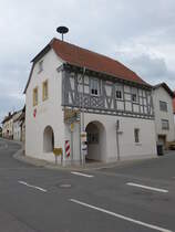 Appenheim, Rathaus in der Hauptstrae, erbaut im 16. Jahrhundert (14.06.2020)