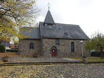 Garbenteich, evangelische Dorfkirche, erbaut im 12. Jahrhundert (31.10.2021)