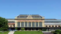 
Der mittlere Teil des Westbahnhofes (Nyugati plyaudvar) in Budapest. (August 2013)