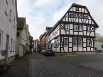 Lich, Fachwerkh�user in der Kirchstra�e (31.10.2021)