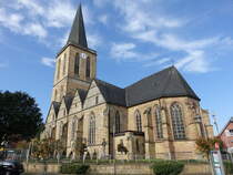 Emsbren, gotische St. Andreas Kirche, dreischiffige Hallenkirche aus dem 15. Jahrhundert (10.10.2021)