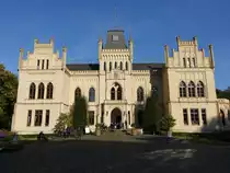 Loga, Schloss Evenburg, erbaut im 19. Jahrhundert durch Richard St�ve (09.10.2021)