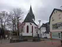 Nast�tten, evangelische St. Salvator Kirche, erbaut im 13. Jahrhundert (30.01.2022)