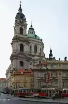 Die St.-Nikolaus-Kirche wurde von 1703 bis 1755 erbaut und z�hlt zu den bedeutendsten barocken Kirchenbauten Europas. (Prag, September 2012)