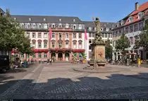 Der Kornmarkt in Heidelberg mit der Kornmarkt-Madonna, einer 1718 erschaffenen Brunnenskulptur.

🕓 22.9.2020 | 12:34 Uhr