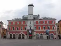 Terni, Geb�ude der Stadtbibliothek an der Piazza Solferino (28.03.2022)