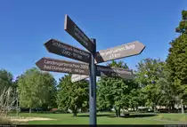 Aschersleben: ein Rundgang durch die �lteste Stadt Sachsen-Anhalts.
Ein Wegweiser in der Herrenbreite geleitet Interessierte zu den umliegenden Gartenschauen in Sachsen-Anhalt. Auch die kommende Landesgartenschau 2023 im 66 Kilometer entfernten Bad D�rrenberg ist schon dabei. Aschersleben richtete 2010 die Landesgartenschau unter dem Motto  Natur findet Stadt  aus.

🕓 30.9.2021 | 12:15 Uhr