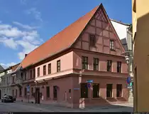 Aschersleben: ein Rundgang durch die �lteste Stadt Sachsen-Anhalts.
Das Gasthaus  Lederer Br�ust�bl  in der Stra�e  �ber den Steinen  stammt aus dem 16. Jahrhundert und ist einer der �ltesten Profanbauten der Einestadt.

🕓 30.9.2021 | 14:18 Uhr