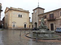 Cerreto d`Esi, Pfarrkirche St. Maria della Porta, erbaut im 12. Jahrhundert (30.03.2022)