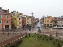 Cerreto d`Esi, H�user entlang der Strada Provinciale (30.03.2022)