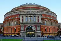 Die Royal Albert Hall of Arts and Sciences wurde 1871 er�ffnet. (London, September 2013)