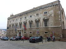 Ancona, Palazzo degli Anziani, erbaut im 13. Jahrhundert (31.03.2022)