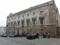 Ancona, Palazzo degli Anziani, erbaut im 13. Jahrhundert (31.03.2022)