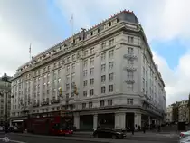 Das 1909 er�ffnete Strand Palace Hotel liegt im Londoner West End. (Februar 2015)