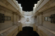 Die kunstvolle Decke des von 1873 bis 1875 erbauten Arco da Rua Augusta. (Lissabon, Januar 2017)