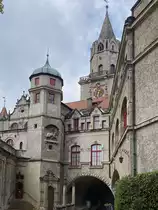 Blick zum Hohenzollern Schlo�  in Sigmaringen am 12. Mai 2022.