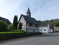 Kleine barocke Fachwerkkirche aus dem 17. Jahrhundert in Hommertshausen (17.05.2022)