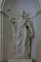 Eine der vielen Skulpturen im Innenhof des Nationalpalastes von Ajuda (Pal�cio Nacional da Ajuda) in Lissabon.