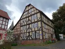 Rosenthal, historisches Fachwerkhaus in der Hilgermannstra�e (17.05.2022)