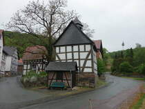 Bellnhausen, evangelische Fachwerkkirche in der Forststrae (16.05.2022)
