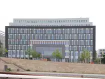 Haus der Bundespressekonferenz an der Spree gesehen am 11. Juni 2022.