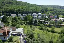 Landeck, Blick von der Burgruine auf einen Teil des Ortes, Juni 2022