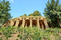 Die Sulengnge im Parks Gell. (Barcelona, Februar 2012)