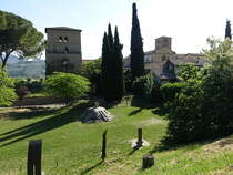 Abbazia Farfa di Sabina, gegrndet im 6. Jahrhundert, Klosterkirche erbaut 1492 (25.05.2022)