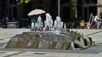Brunnen auf dem M�nzplatz in Koblenz. 06.2022