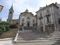 Popoli, Pfarrkirche San Lorenzo in der Via Giuseppe Garibaldi (26.05.2022)