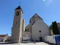 Saint-Thibault, gotische Pfarrkirche St. Thibault, erbaut Ende des 13. Jahrhundert (02.07.2022)
