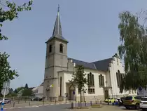 Kayl, Pfarrkirche Saint-Pierre-aux-Liens in der Rue de Eglise (18.06.2022)