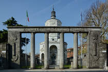 Der von 1927 bis 1930 erbaute Tempel des Sieges (Tempio della Vittoria) soll an die Mailnder erinnern, die whrend des Ersten Weltkriegs gefallen sind. (Mailand, April 2015)