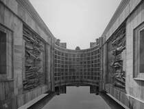 Die  innere  Ausgestaltung des von 1807 bis 1838 errichteten Friedensbogens (Arco della Pace) von Mailand. (Juni 2014)