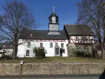 Reiskirchen, evangelische Kirche in der Hohlstra�e, Saalbau aus dem 17. Jahrhundert (12.03.2022)