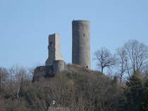 Burgruine Merenberg, Ruine einer mittelalterlichen Hhenburg auf dem 337 m hohen Schloberg (13.03.2022)