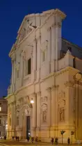Die barocke Kirche Sant’Andrea della Valle stammt aus dem 16. Jahrhundert. (Rom, Dezember 2015)