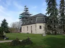 Dienstedt, evangelische Dorfkirche in der Rudolst�dter Stra�e (17.04.2022)