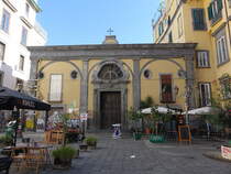 Neapel, Pfarrkirche St. Cosmas e Damiano, erbaut im 16. Jahrhundert (22.09.2022)