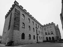 Das Hambacher Schloss von Sdwesten aus gesehen. (Neustadt, Dezember 2014)