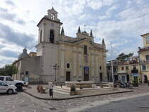 Alife, Kathedrale Santa Maria Assunta, erbaut von 1127 bis 1135, erweitert bis 1757, Fassade von 1805 (24.09.2022)