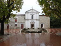 Bovino, Pfarrkirche im Park der Villa Communale, heute Bibliothek (25.09.2022)