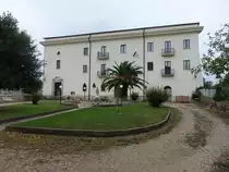 Deliceto, Santuario di Santa Maria della Consolazione an den H�ngen der Dauni-Berge, erbaut ab 1470 (25.09.2022)