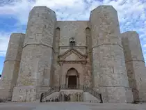 Andria, Castel del Monte, erbaut von 1240 bis 1250 durch den Stauferkaisers Friedrich II. (27.09.2022)