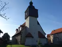 Dornheim, Wehrkirche St. Bartholom�us, erbaut im 15. Jahrhundert (18.04.2022)