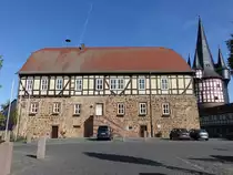 Neustadt, Schloss D�rnberg und Junker-Hansen Turm, Schloss erbaut im 15. Jahrhhundert (14.05.2022)